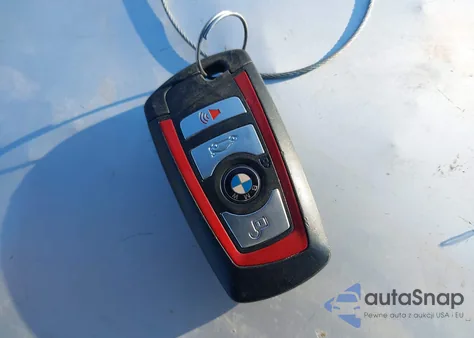 2013 BMW 335I xDrive z USA, uszkodzony, nr VIN WBA3B9C5XDJ899434